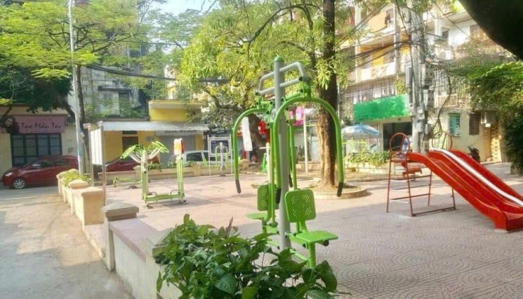 Cho thuê làm Cà phê, VP kết hợp ở lại ngõ ô tô Đặng Văn Ngữ, 50m2, 4 tầng, 3 ngủ, 25 Triệu